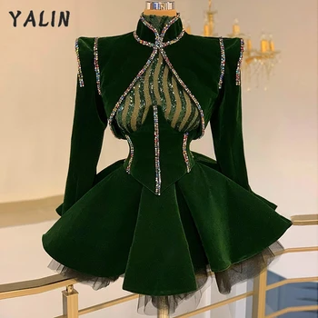 YALİN Koyu Yeşil Kadife Boncuk Kokteyl Elbiseleri Büyüleyici A-line Kristaller Uzun Kollu Örgün Parti Elbise Robe De Soiree Chic