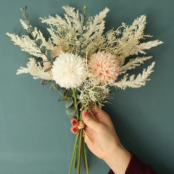 Yeni Beyaz yapay çiçek Yüksek Kaliteli Ipek Karahindiba Okaliptüs Hibrid Buket Düğün Ev Partisi Dekoratif Yanlış Çiçek